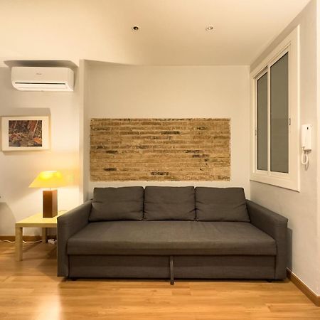 Aparteasy - Gracia Apartments Barcelona Exterior photo
