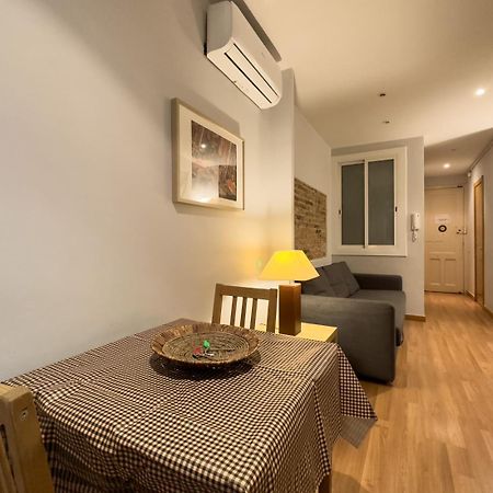 Aparteasy - Gracia Apartments Barcelona Exterior photo