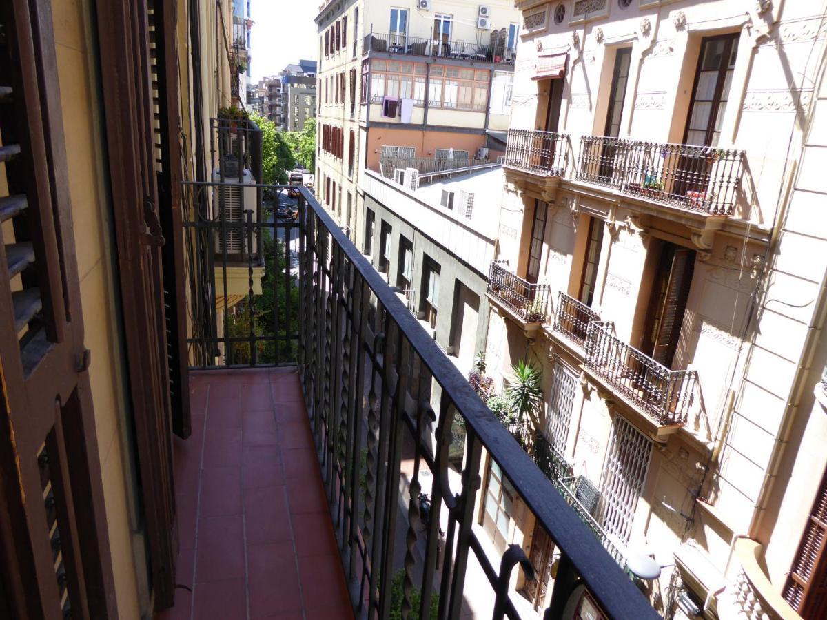 Aparteasy - Gracia Apartments Barcelona Exterior photo