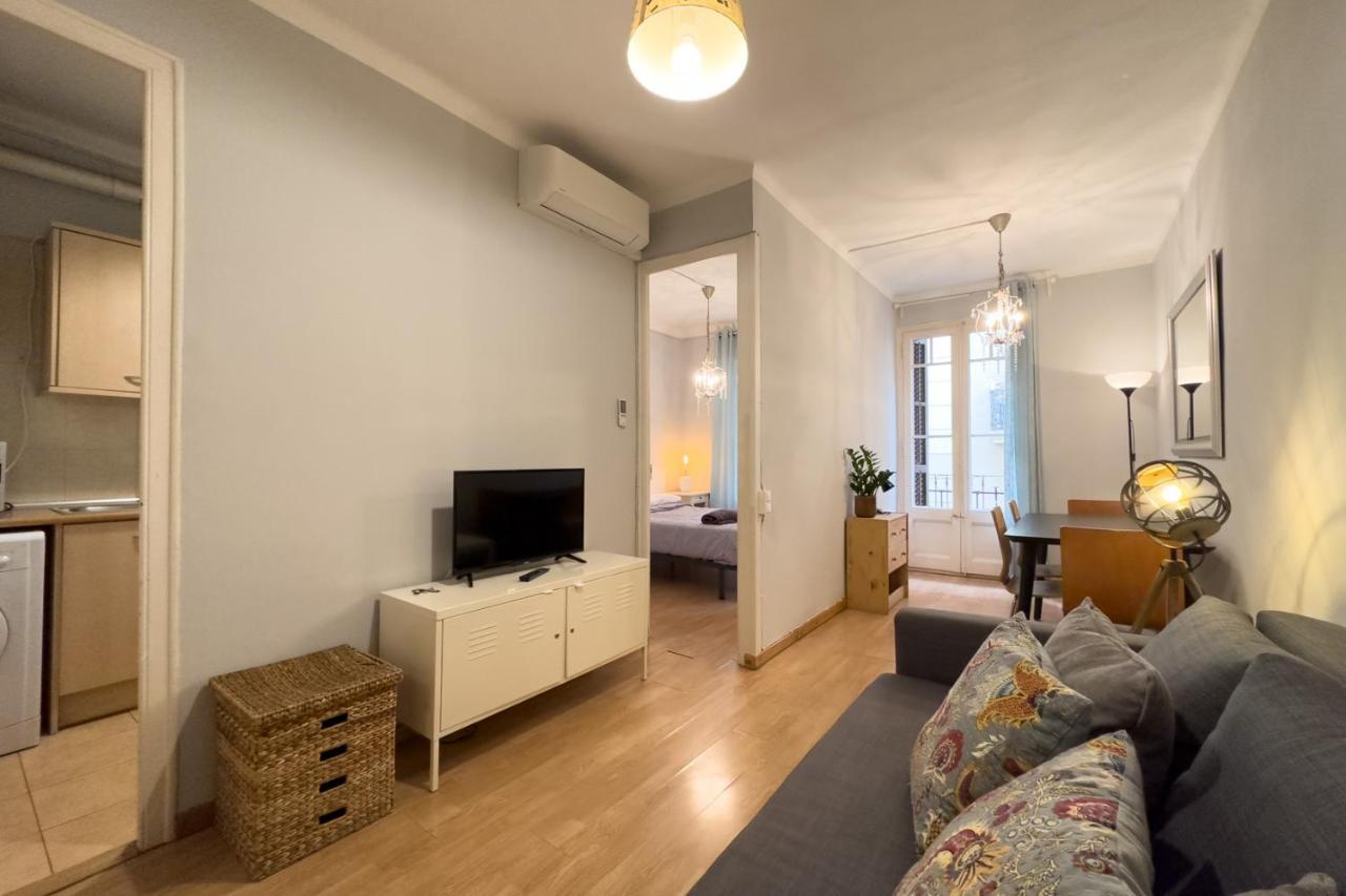 Aparteasy - Gracia Apartments Barcelona Exterior photo