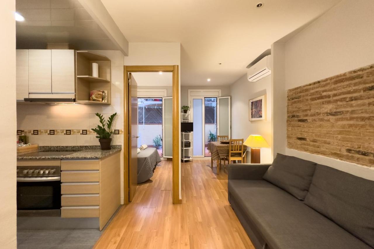 Aparteasy - Gracia Apartments Barcelona Exterior photo