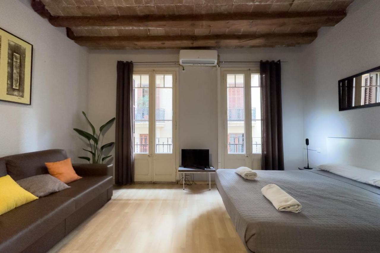 Aparteasy - Gracia Apartments Barcelona Exterior photo