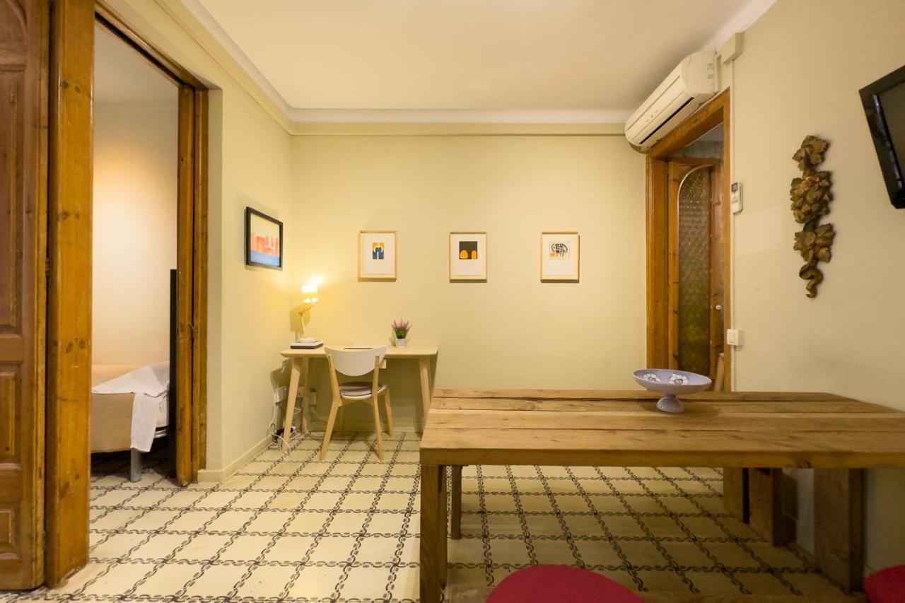 Aparteasy - Gracia Apartments Barcelona Exterior photo
